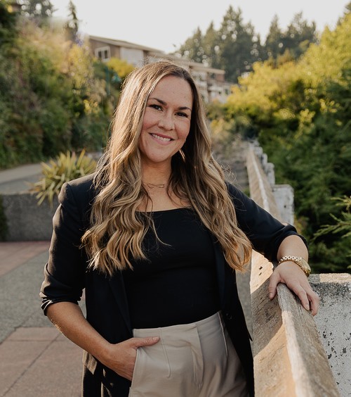 Samantha Dennis